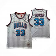 Maglia Chicago Bulls Scottie Pippen No 33 Mitchell & Ness 1997-98 Bianco1
