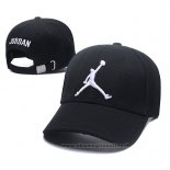 Cappellino Jordan Nero Bianco2