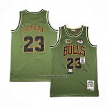 Maglia Chicago Bulls Michael Jordan #23 Mitchell & Ness 1997-98 Verde2