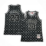 Maglia Chicago Bulls x Lv Michael Jordan #23 Mitchell & Ness 1997-98 Nero