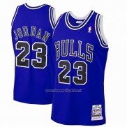 Maglia Chicago Bulls Michael Jordan No 23 Mitchell & Ness 1997-98 Blu2