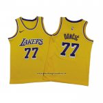 Maglia Bambino Los Angeles Lakers Luka Doncic No 77 Icon 2024-25 Giallo  Maglia Bambino Los Angeles Lakers Luka Doncic No 77 Icon 2024-25 Giallo